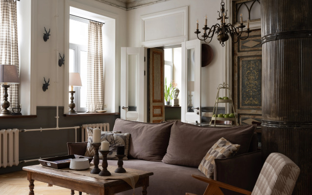 Ryadom S Nikolskim Sadom I Kofeyney Aster Apartment