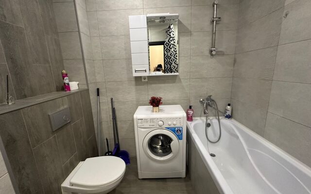 Na Ulitse Kuryzhova 16 Flat