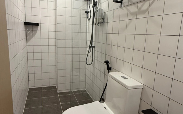 Sovremennaya Ryadom s Plyazhem Kamala Flat