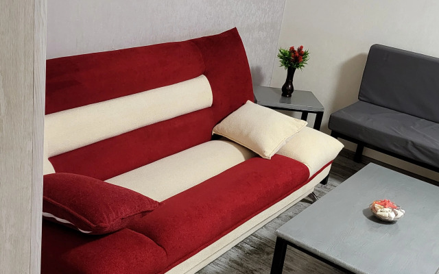 Odnokomnatnaya kvartira s yevroremontom Flat