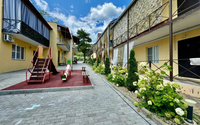 S Vidom na More, Rayskoe Mesto dlya Bolshoy Kompanii Apartments