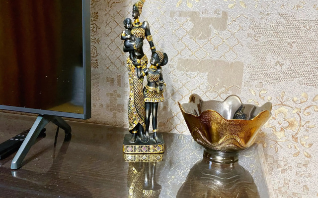 Dvukhkomnatnye Shokolad  U Nii Vredena Apartments