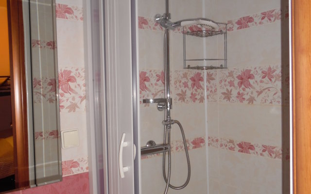 Bon Apart na Bolshoj Morskoj 31 - Irena Hotel Guest House