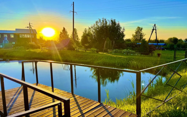 Na Beregu Ozera Plescheevo 57b Private house