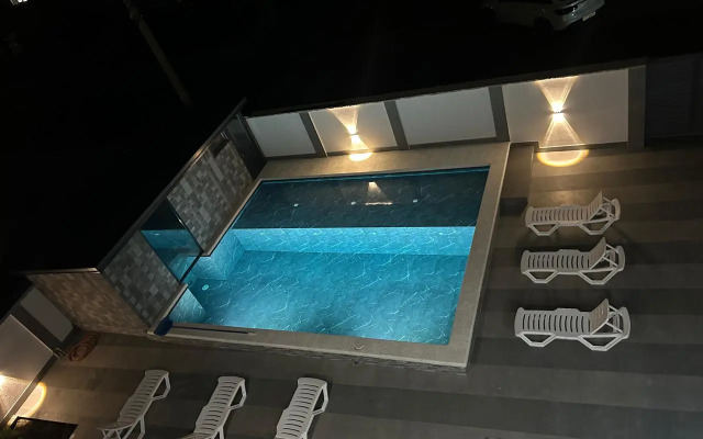 Syuzen Guest House