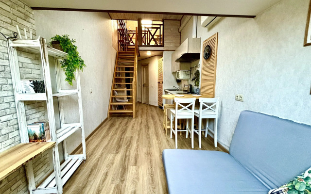 Квартира уютная двухуровневая мансарда