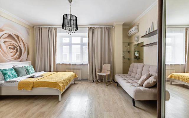 LS Kremlevskaya Flat