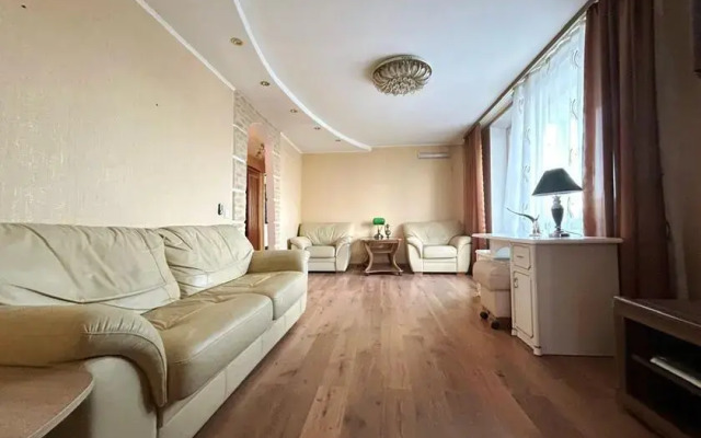 Апартаменты Яблочкова 19