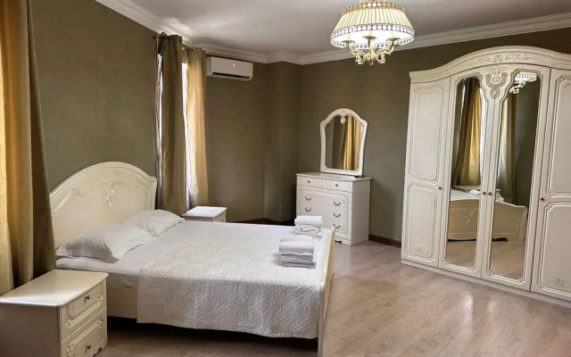 Sukhumskiy Zamok Private house