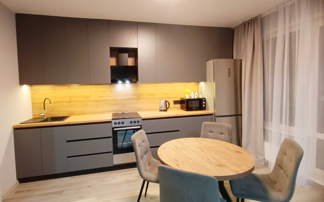 S Fontanom Vo Dvore Flat