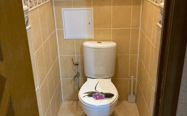 Uyut Flat