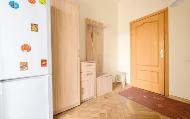 Flat s Panoramnym Vidom na Vasilyevskom Ostrove