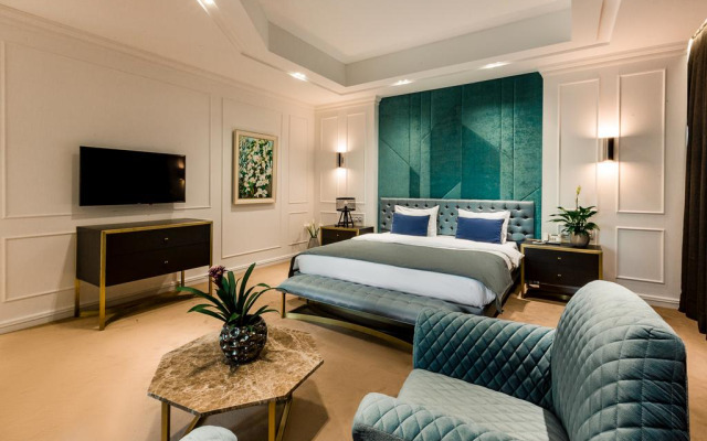 Ivy Garden Baku Hotel