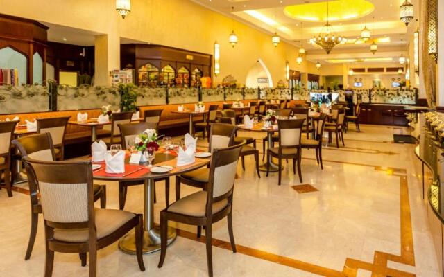 Отель Golden Tulip Nizwa