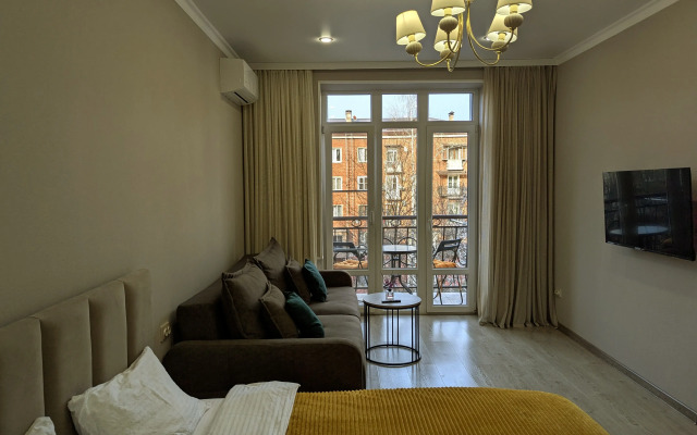 Uyutnaya V Samom Tsentre Goroda Flat