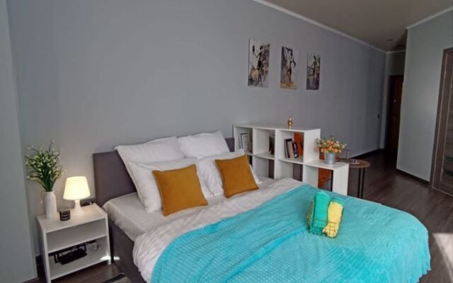 Na Savushkina 6/7 Flat