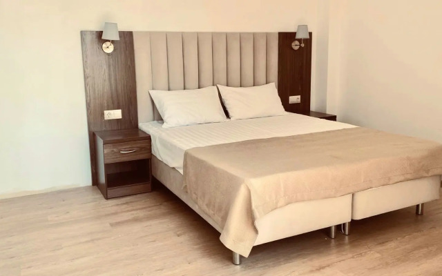 Resort Mersini