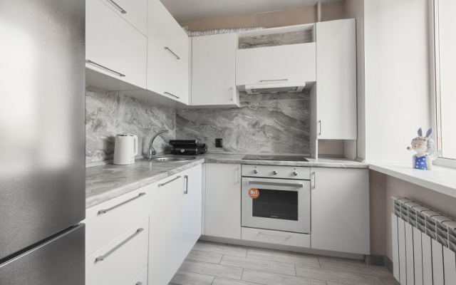 Апартаменты Карла Маркса 93