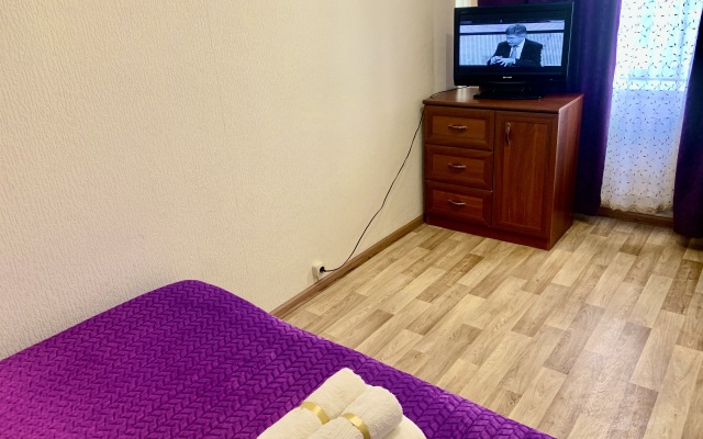 Апартаменты квартира на Малая Тульская 8