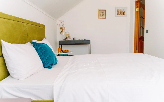 Taunkhaus Gavan Guest house