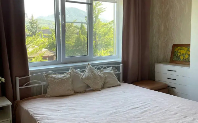 V Zheleznovodske Private House