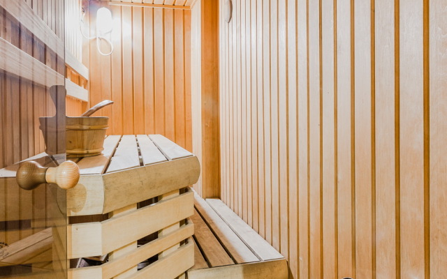 Апартаменты SpbStay с сауной на Невском проспекте 90