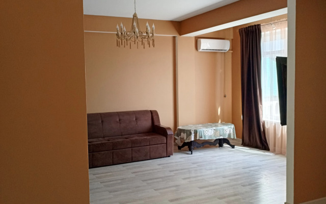 Квартира Уютная в Махачкале на Просвещения 5