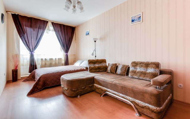 Comfort Apartment Budapeshtskaya 7