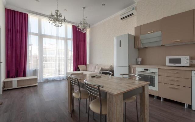 Vmestitel'naya s vidom na more s televizorom v kazhdoy komnate i razdel'nym sanuzlom Flat