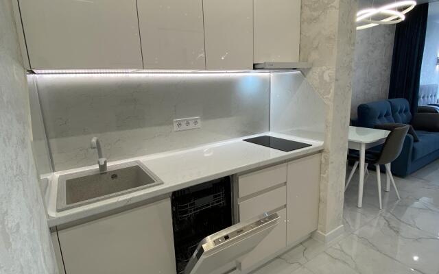 S Bassejnom ZhK Morskaja Simfonija Apartments