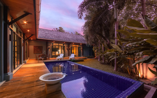 Flores 3BR Private Pool10 min to Nai Harn Villa