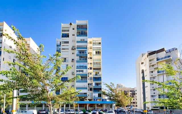 Charming 3 Bdr Sea View Bat Yam #B5 Apartments