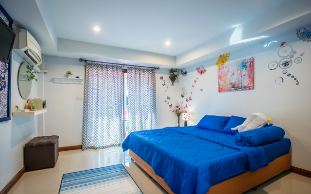 Menulis Coolly House Patong Guest House