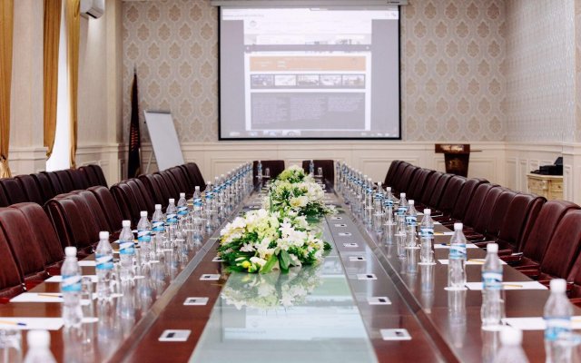 Plaza Bishkek Hotel