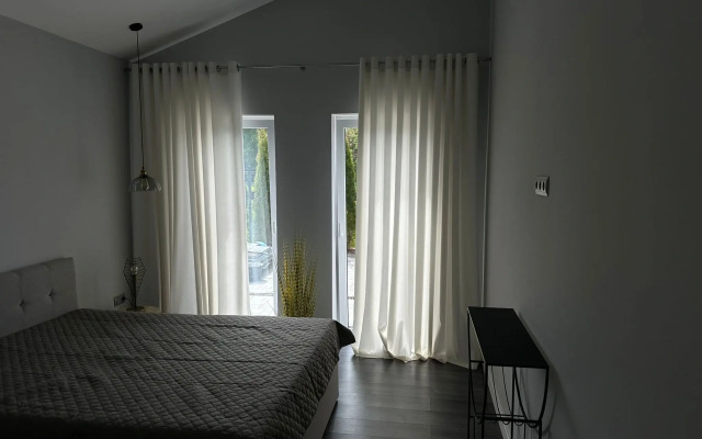 Частный дом Уютный домик с видом на лес