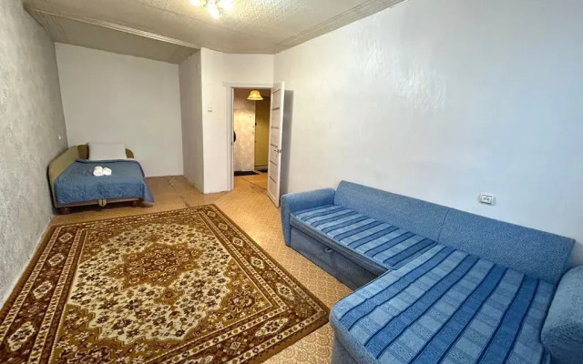 Odnokomnatnaya dlya komandirovannyh v Kaluge Flat