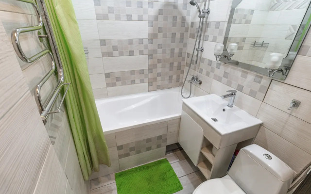 Na Irtyshskoy Naberezhnoy Flat