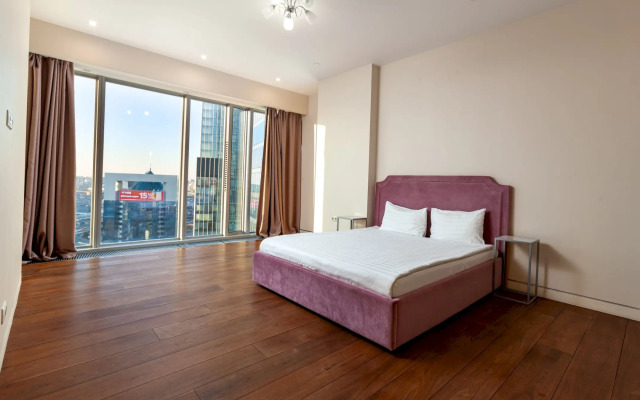 Moskva Siti Lux s panoramnoy vannoy 3 komnaty Apartments