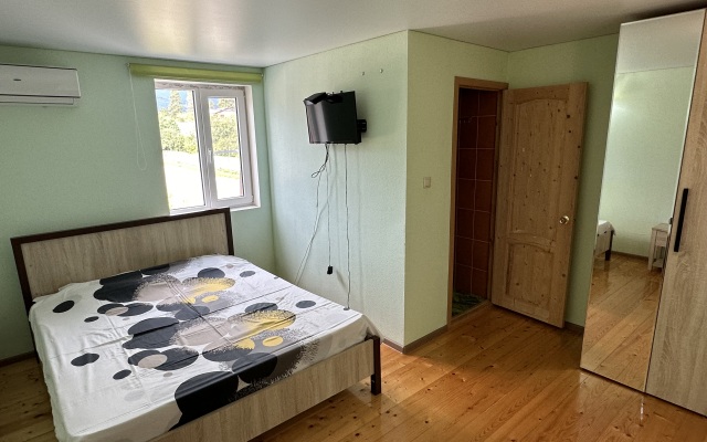 Amra Guest house