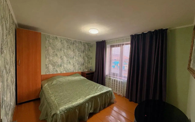 Частный дом 128 Веселая Компания