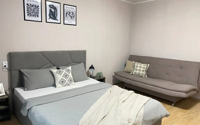 Квартира Малахова 144