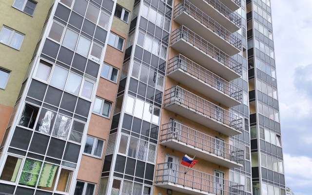 V Shusharakh, Novgorodskiy 7 Flat