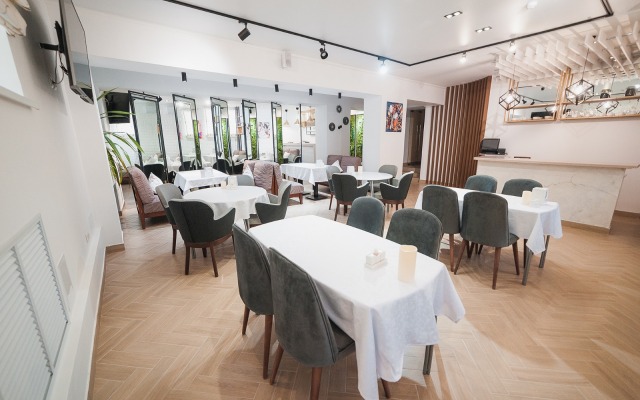 Kurmet Hotel