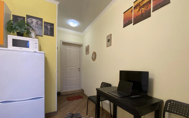 Studiya Afrika Apartments Na Shkolnoy