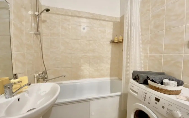 Uyutnaya kvartira v tsentre Flat