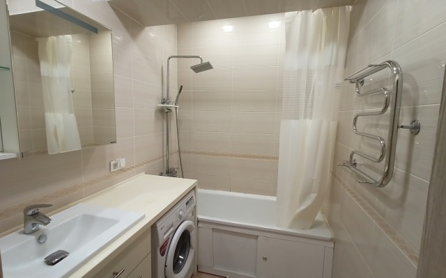 2-Komnatnaya Kvartira S Otlichnym Remontom Flat