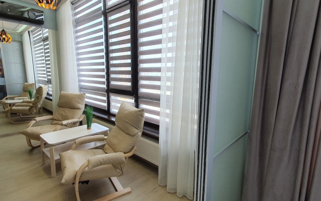 Апартаменты на улице Сенявина 5