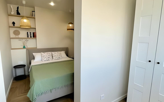 Na Ulitse Akatsiy 34k5 Apartments