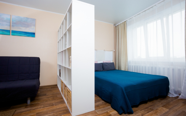 Na Revolyutsionnoy Flat
