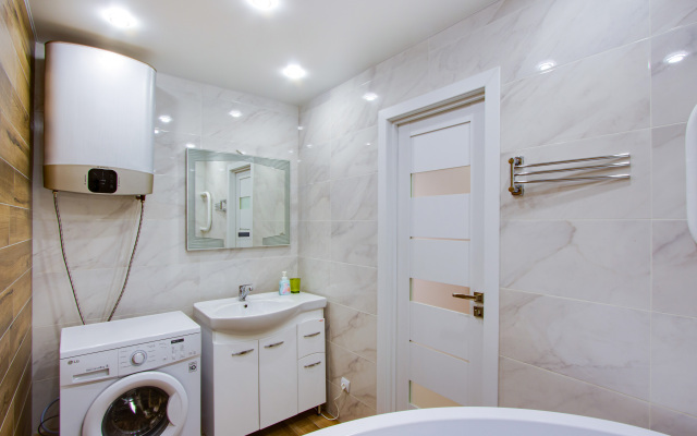 Апартаменты Трёхкомнатные в центре города по Ленинградской 2